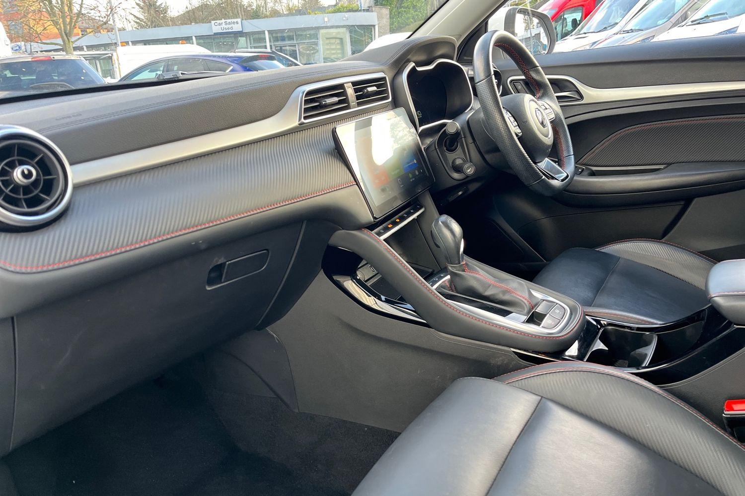MG MG ZS Photo 17