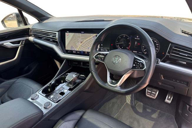 Volkswagen Touareg Photo 6