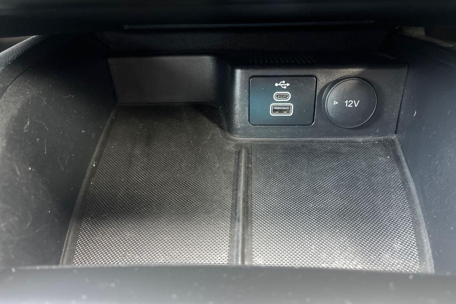 Ford FOCUS Photo autoimg-e4a447b1e4758c2ca09e6cbf2bc6ce03a791d422.jpg