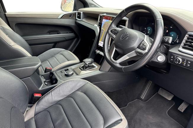 VOLKSWAGEN Amarok Photo 10