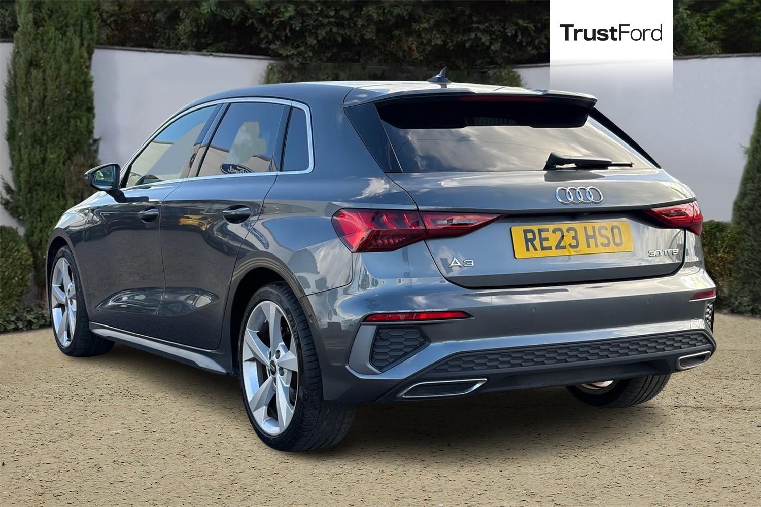 Audi A3 Photo 1