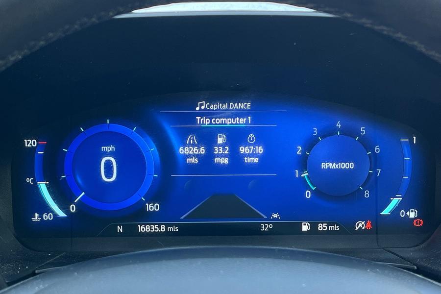 Ford Kuga Photo autoimg-e4b00117bc9121c1eb03112b24203ac2126e06ee.jpg