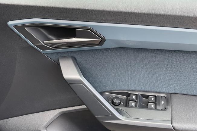 SEAT Arona Photo 23