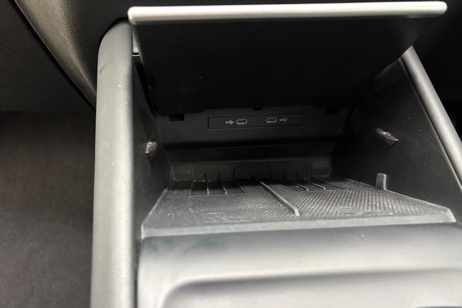 VOLKSWAGEN Tiguan Photo 26