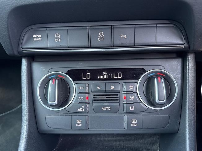 AUDI Q3 Photo 33