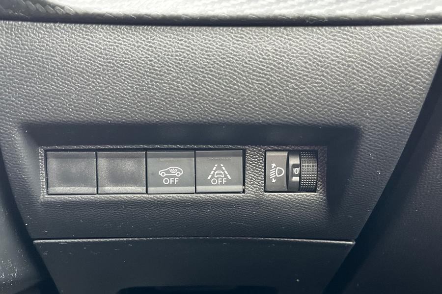 Peugeot 2008 Photo autoimg-e4b535e0852c8f494fb9ce69deda895acf20b987.jpg
