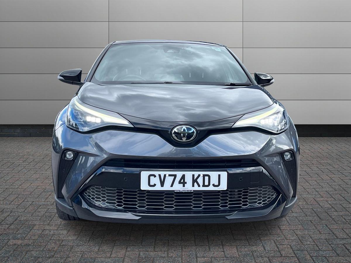 Toyota C-HR Photo 7
