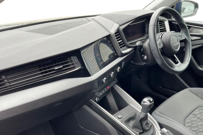 AUDI A1 Photo 2