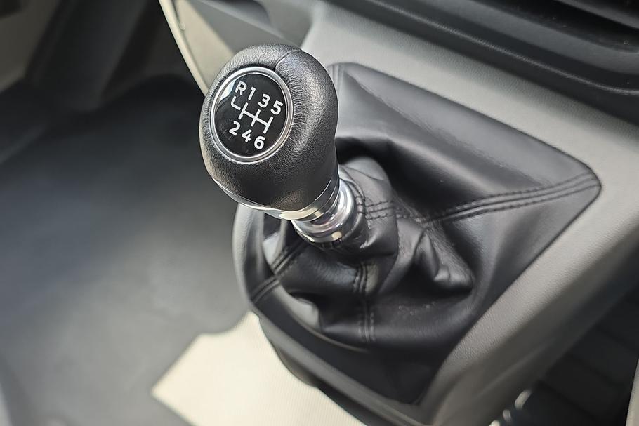 Used Ford TRANSIT CUSTOM WP25XLZ 9