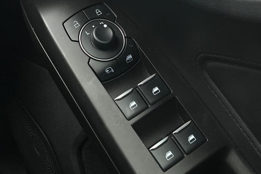 Ford Focus Photo autoimg-e4bdd607c32807ad4017a35c7107abb72adec2bc.jpg