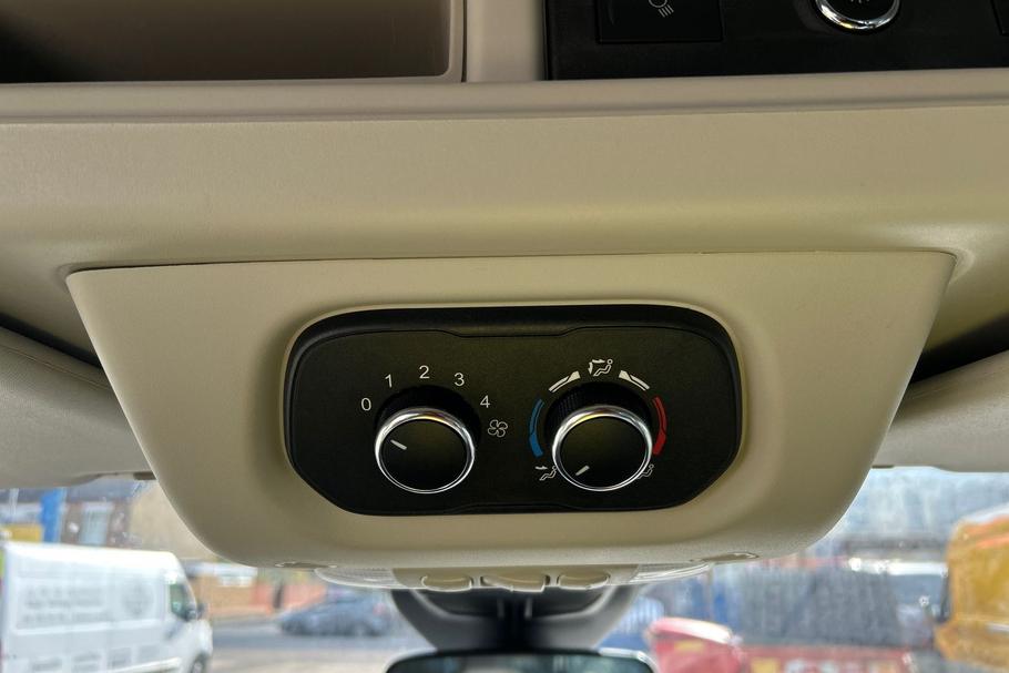 Used Ford TRANSIT 33