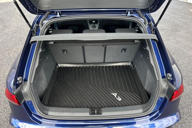 AUDI A3 Photo 12