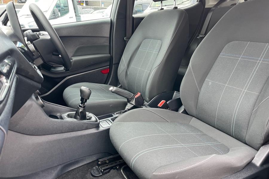 Ford Fiesta Photo autoimg-e4cca84a99230220fb8c268913af021d6e3596fb.jpg