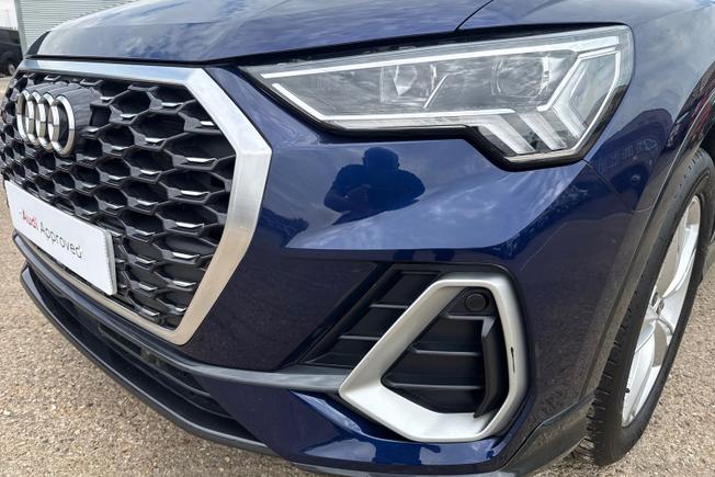 Audi Q3 Photo 23