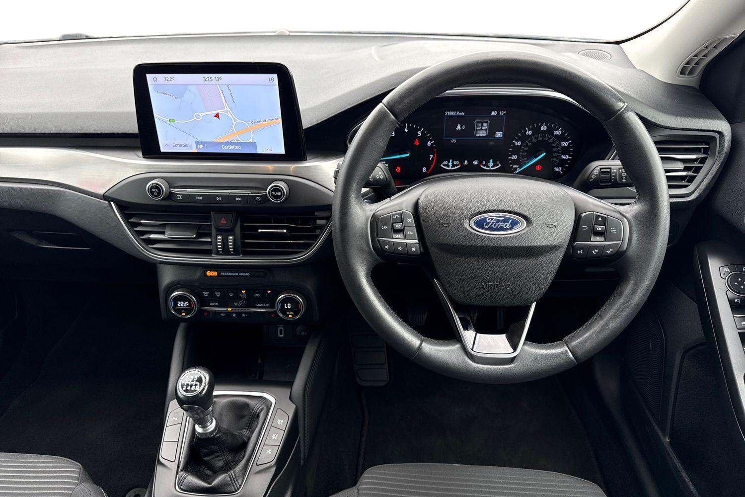 Ford FOCUS Photo 10