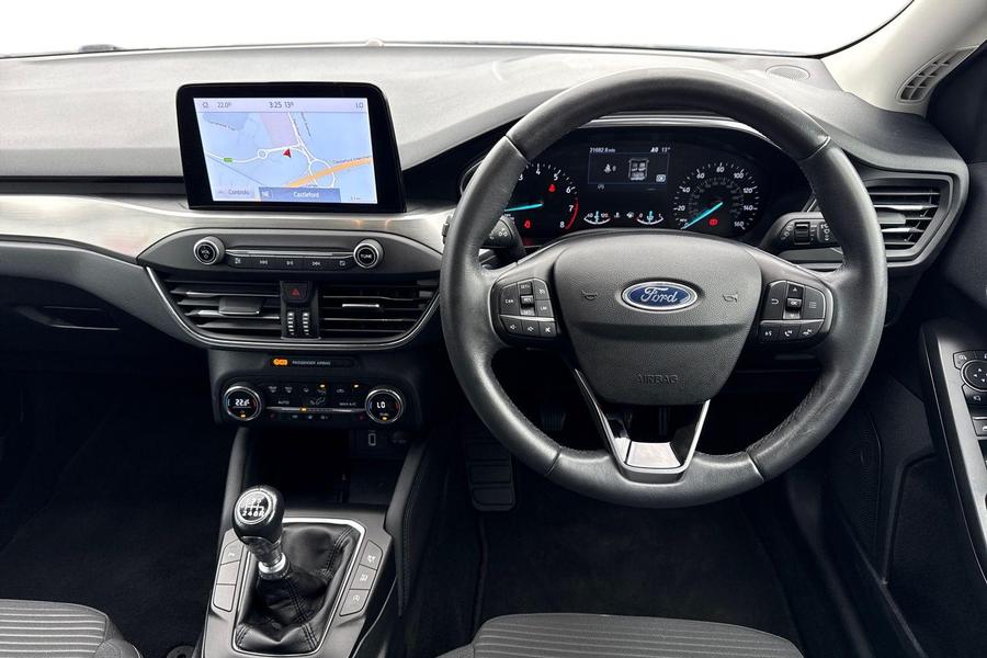 Ford FOCUS Photo autoimg-e4d3d78277cb3e0a3110de2f606878be23ddbc76.jpg