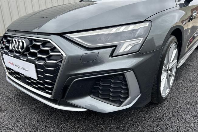 AUDI S3 Photo 26