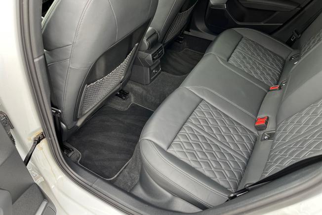 AUDI S3 Photo 46