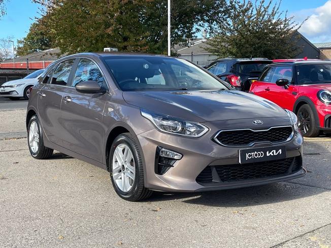 KIA Ceed Photo 23