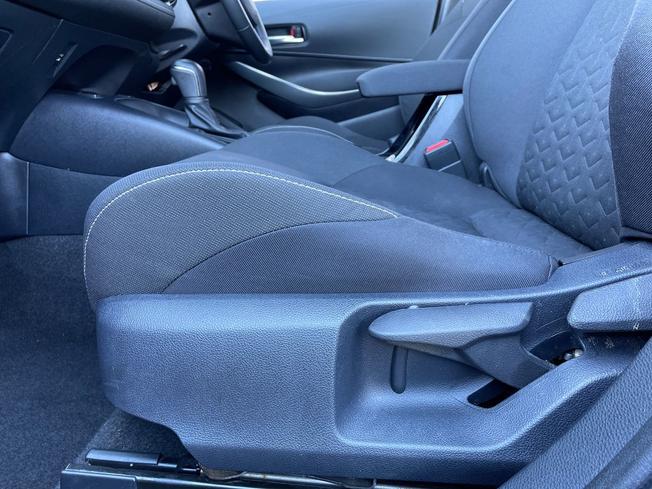 TOYOTA Corolla Photo 30