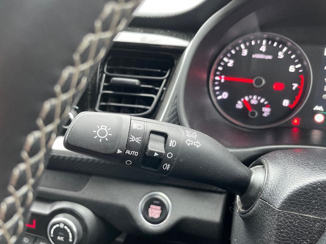 KIA Stonic Photo 32
