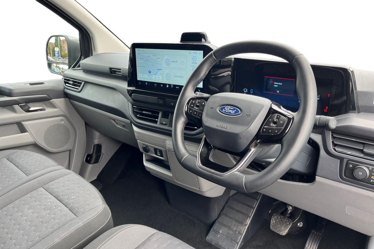 Ford TOURNEO CUSTOM Photo 13