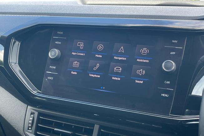 VOLKSWAGEN T-Cross Photo 47