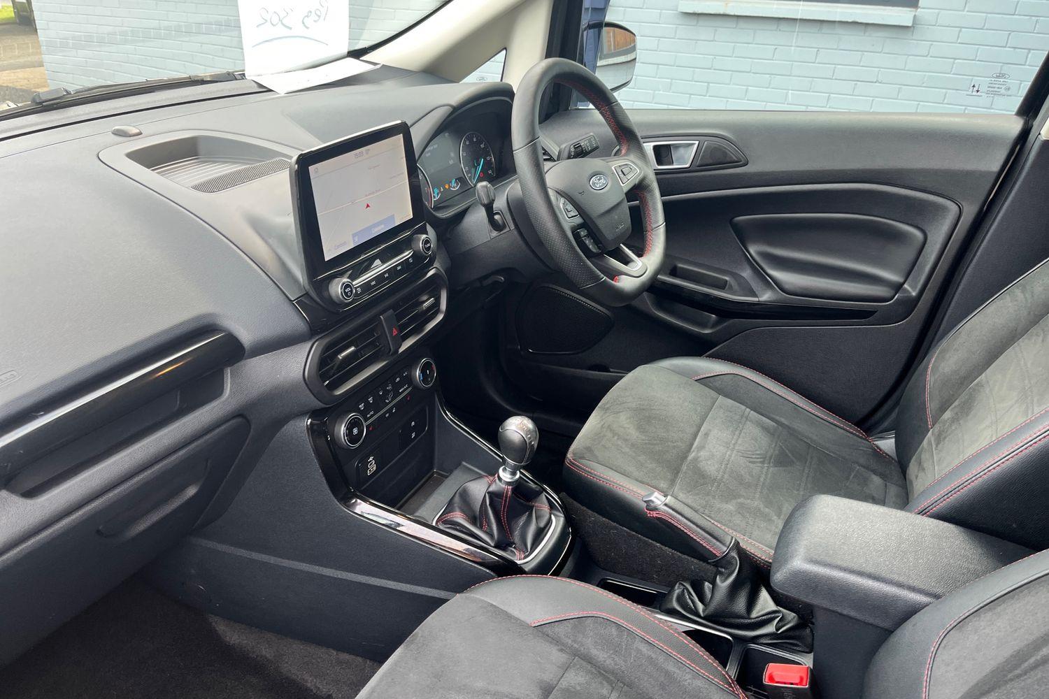 Ford ECOSPORT Photo 17