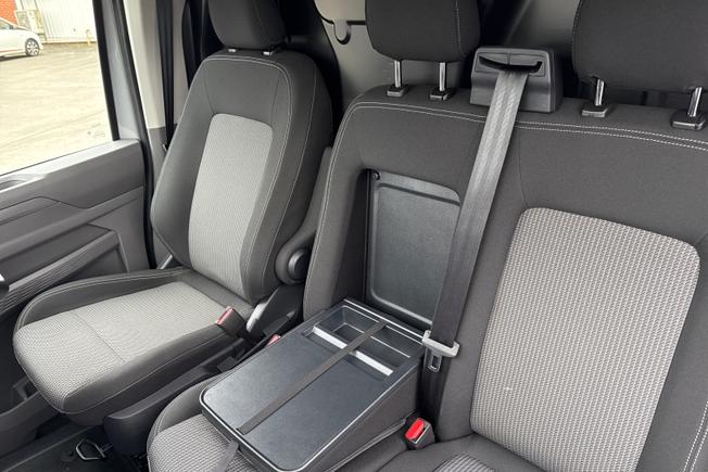 Volkswagen E-Transporter Photo 33