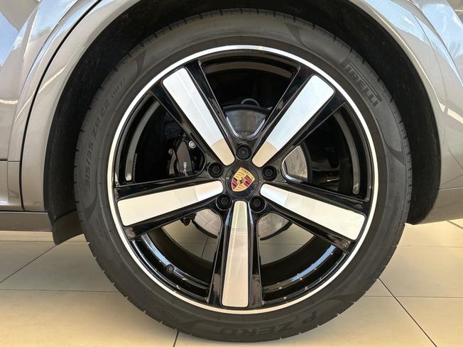 PORSCHE Cayenne Photo 26