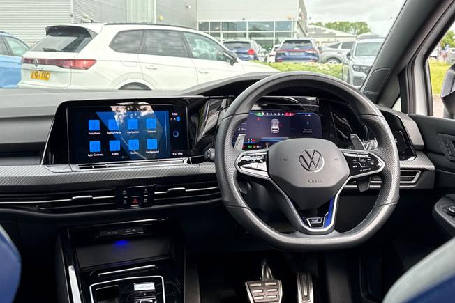 VOLKSWAGEN Golf Photo 39
