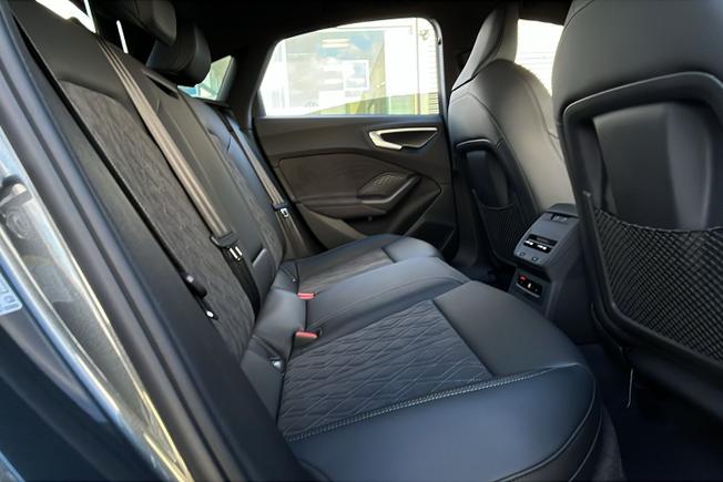 AUDI  A5 Saloon Photo 36