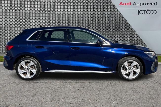 AUDI A3 Photo 4