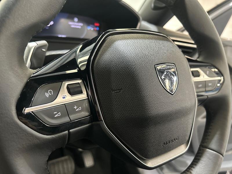 2025 25 PEUGEOT 2008