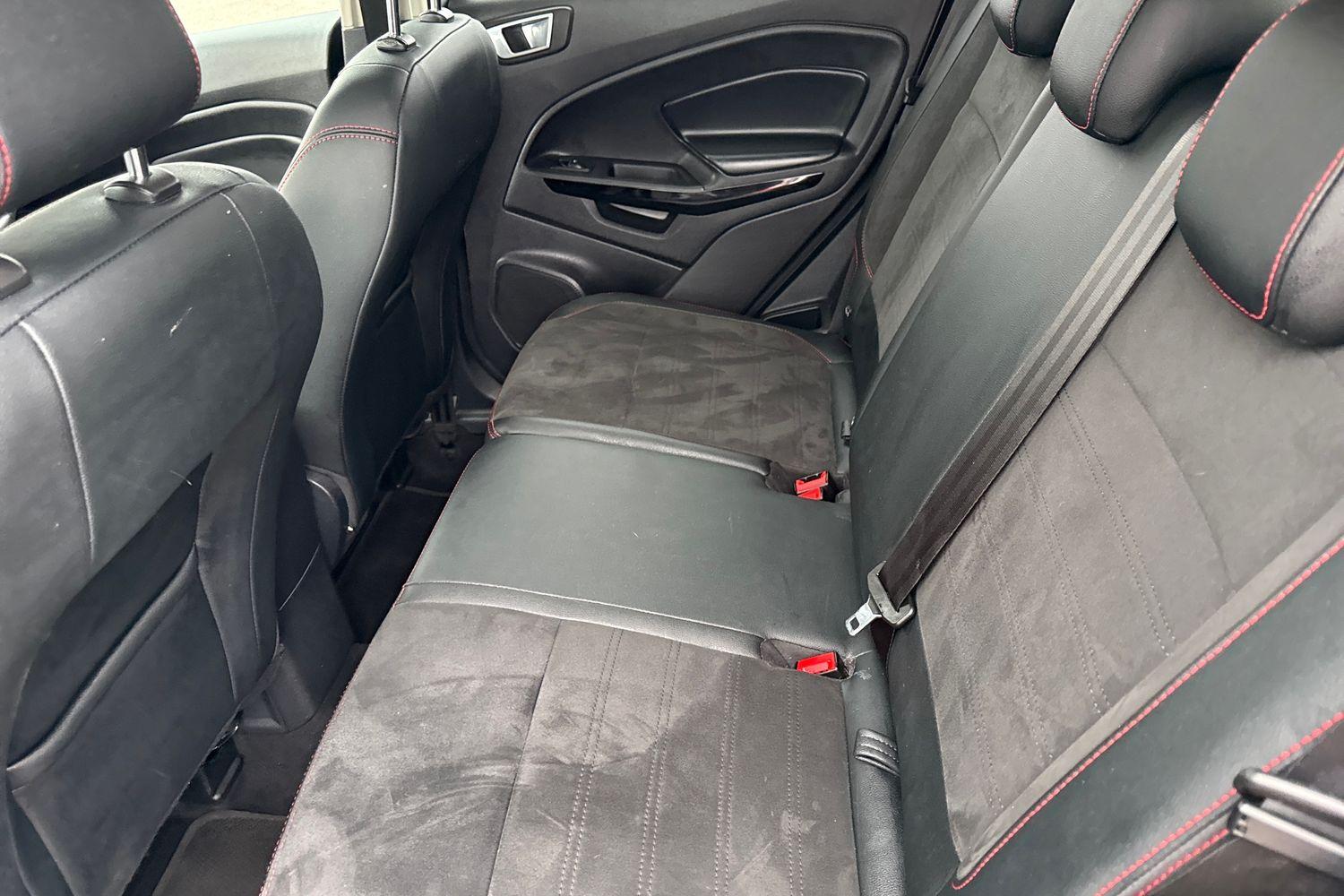 Ford ECOSPORT Photo 19