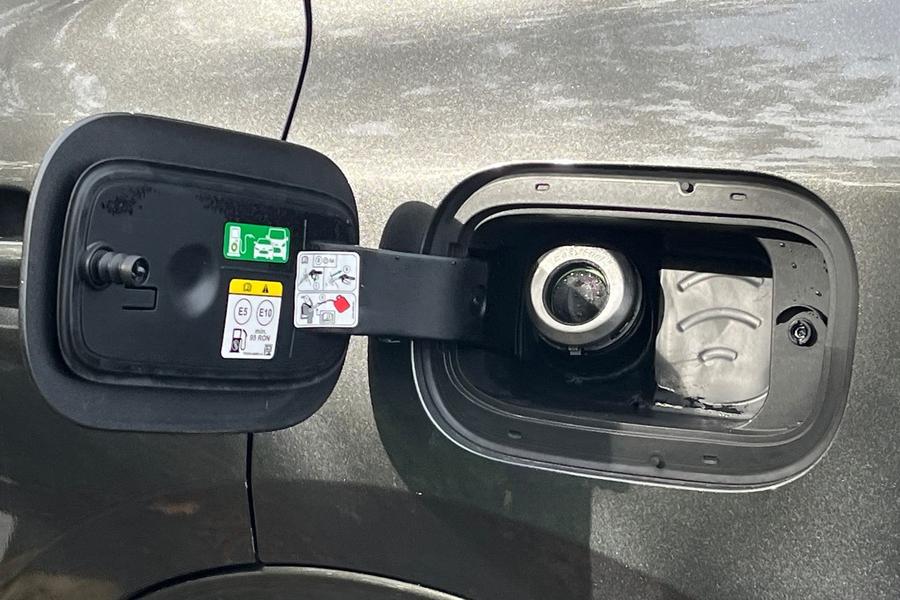 Ford Kuga Photo autoimg-e4fff91c2cb274691623979a9a4e94c929e8a99b.jpg