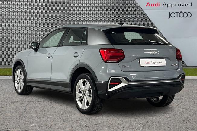 Audi Q2 Photo 3