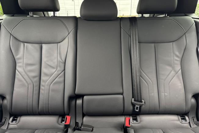 Audi Q3 Photo 43