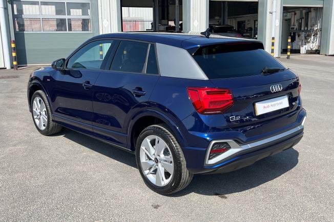 AUDI Q2 Photo 25