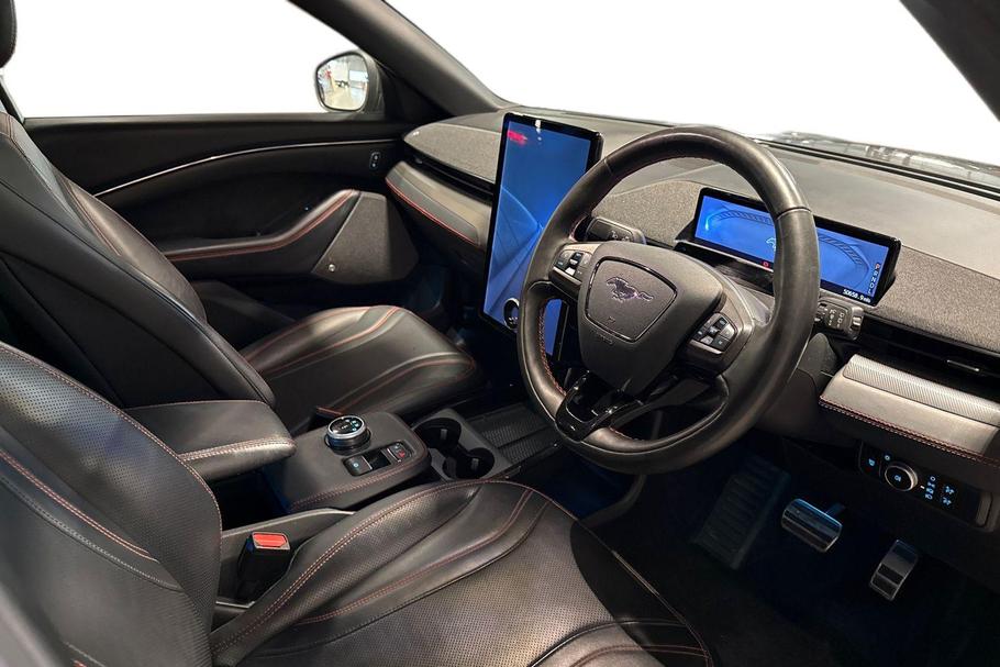 Used Ford MUSTANG MACH-E 9