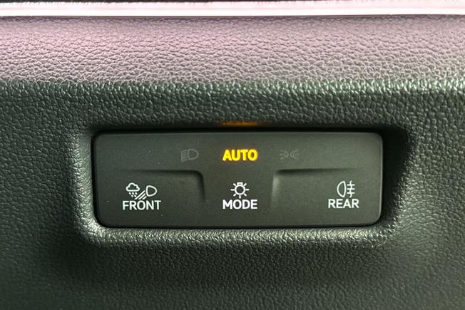 VOLKSWAGEN Tiguan Photo 26