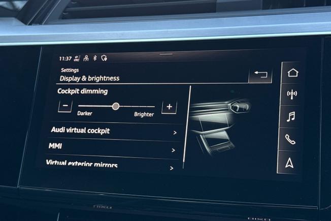 Audi e-tron Photo 53