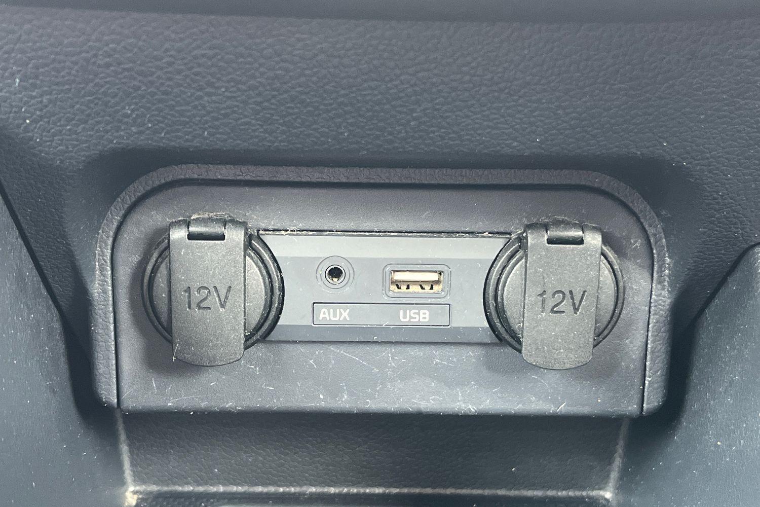Kia RIO Photo 32