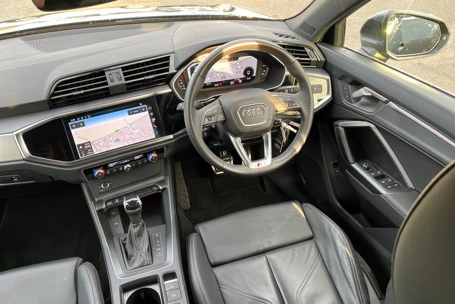AUDI Q3 Photo 40