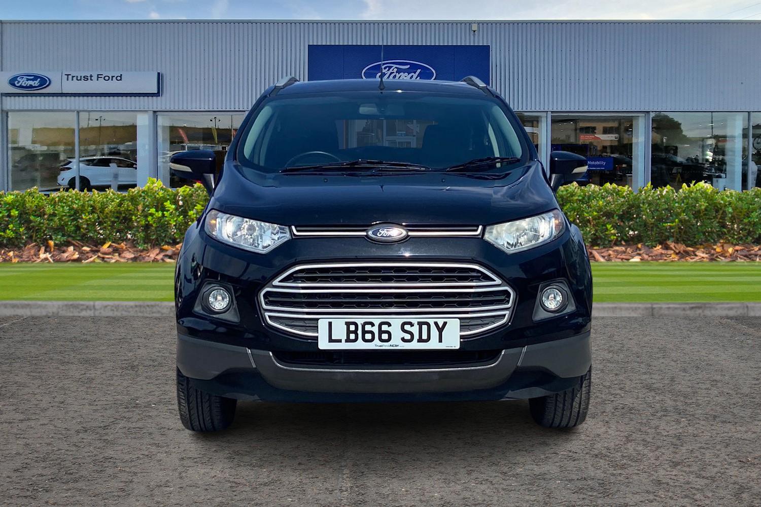Ford ECOSPORT Photo 5