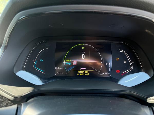 Renault Captur Photo autoimg-e50ec4ca3fcdc575ab83dc93999ca27fc44b31e3.jpg