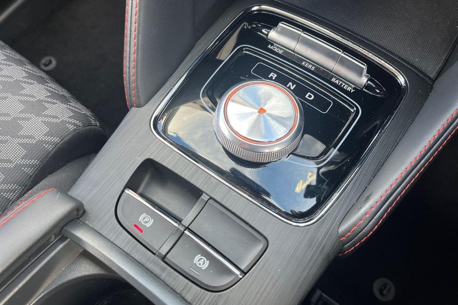 MG MG ZS Photo autoimg-e50f8b301a1dfd5e3a7a648b1688f933155733c4.jpg