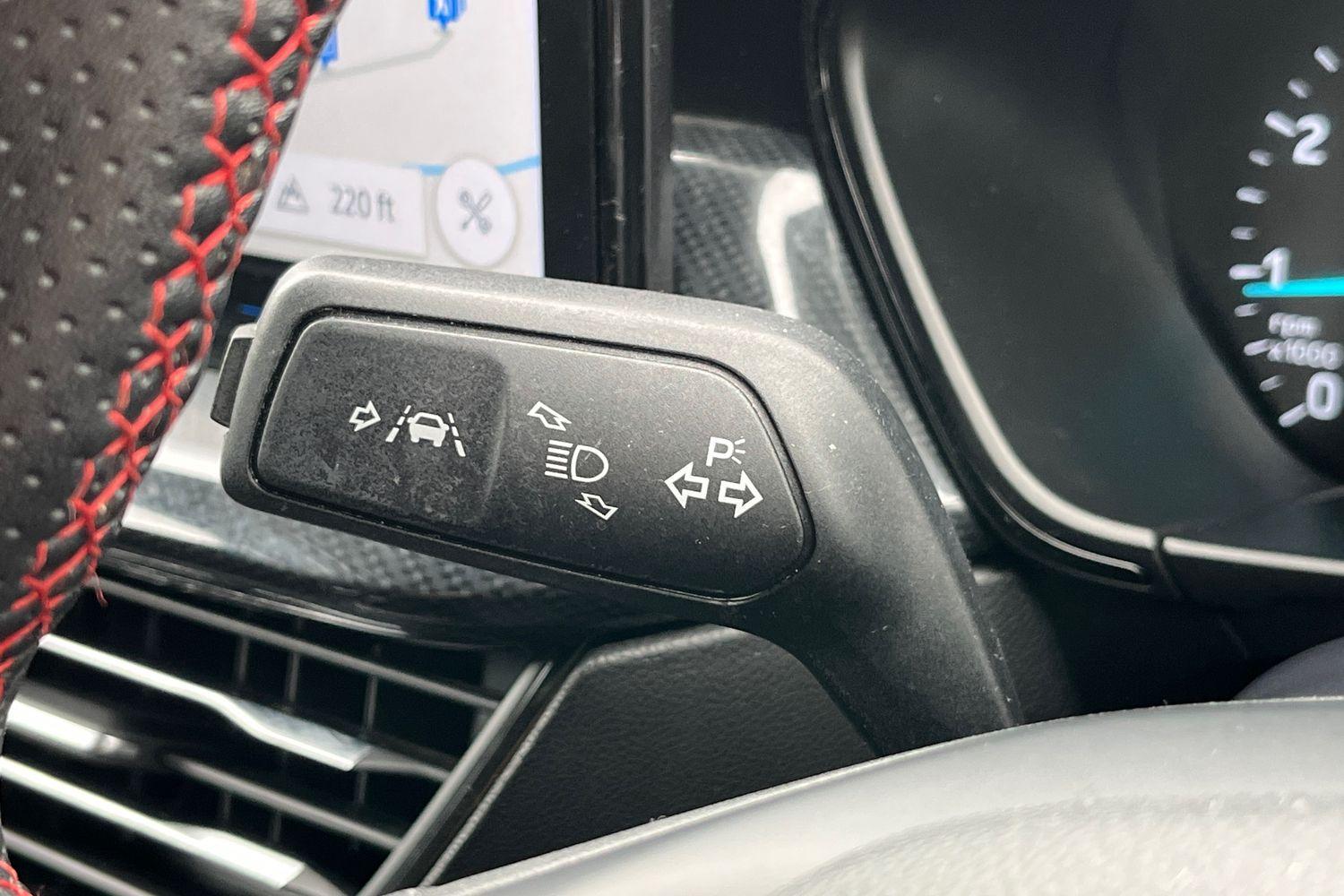 Ford FOCUS Photo 13