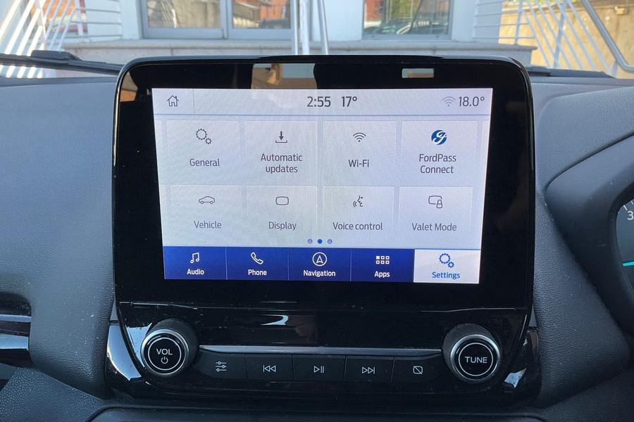 Ford ECOSPORT Photo autoimg-e515aeba7b1fe18926c6b72d21caef2cd2471eee.jpg