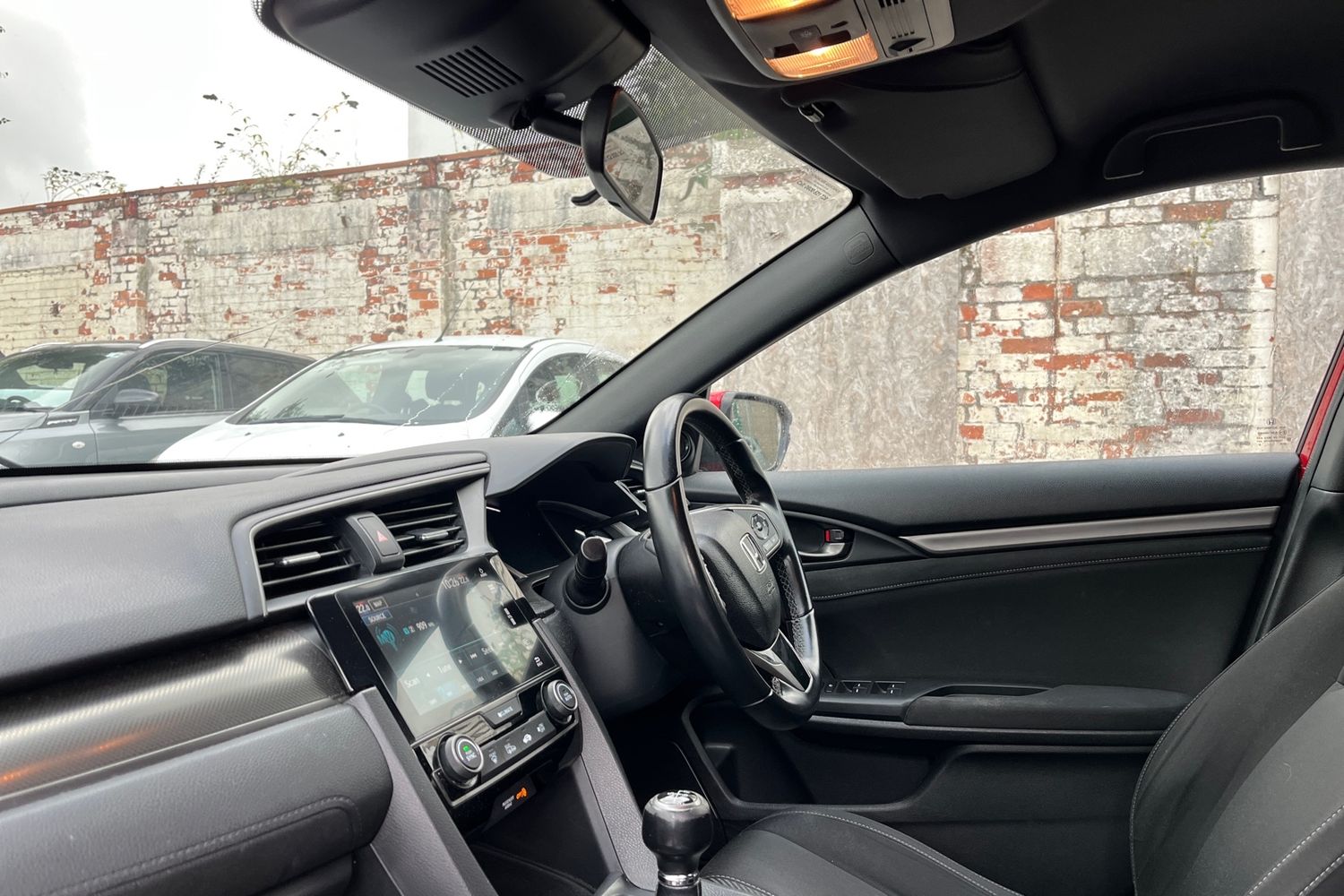 Honda CIVIC Photo 17